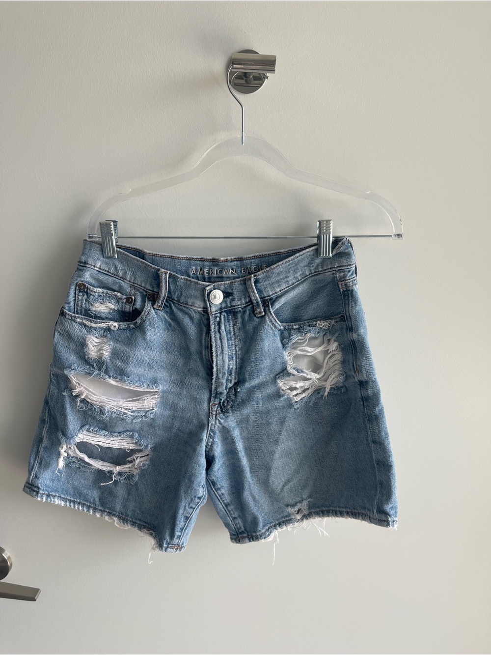 American Eagle Outfitters Light Blue Distressed Denim Shorts 90s boyfriend